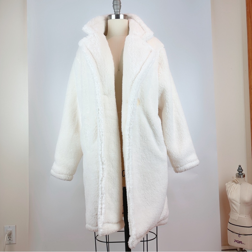 FILA Misty Coat White Size L